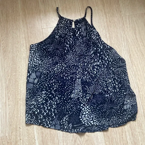 Wren & Willa Women’s Medium Sleeveless Skirt - Picture 4 of 10